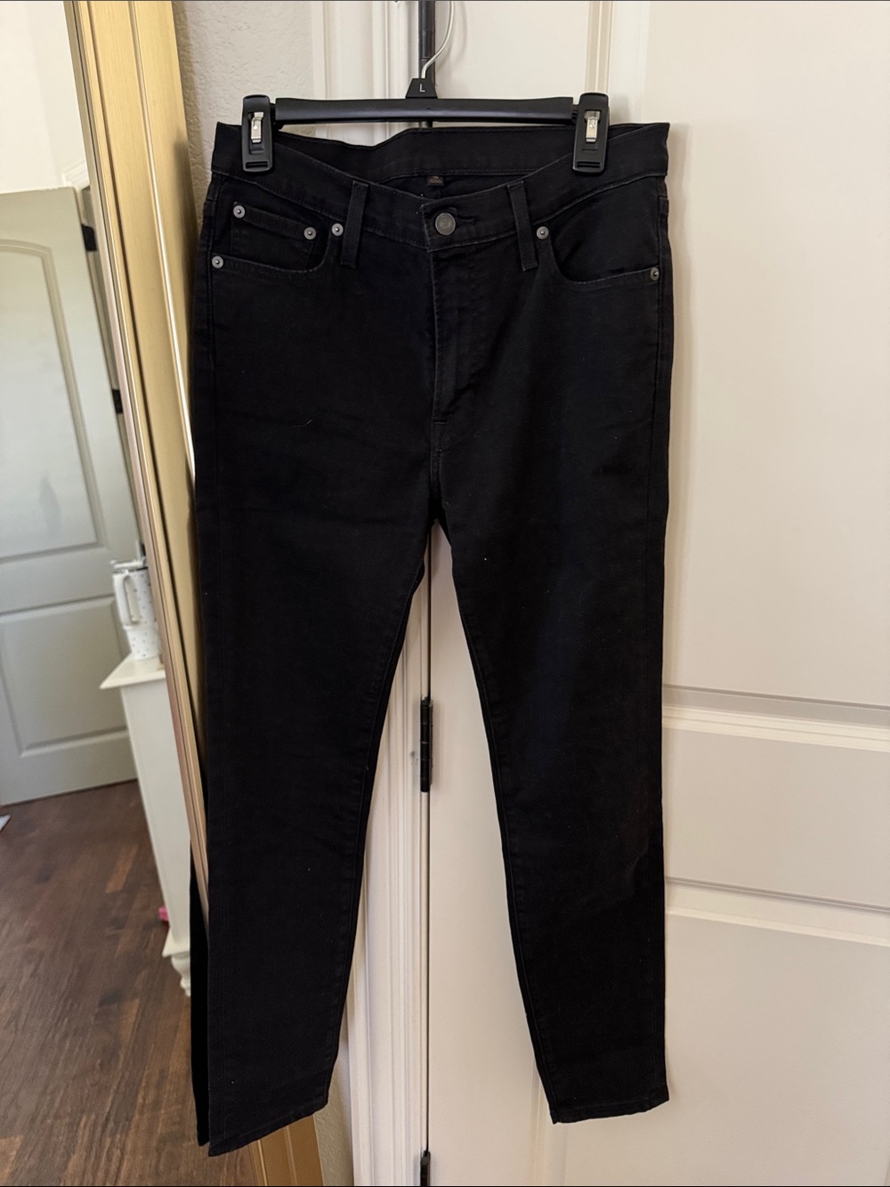 Frye Black Women's Skinny Jeans – Sleek High-Rise